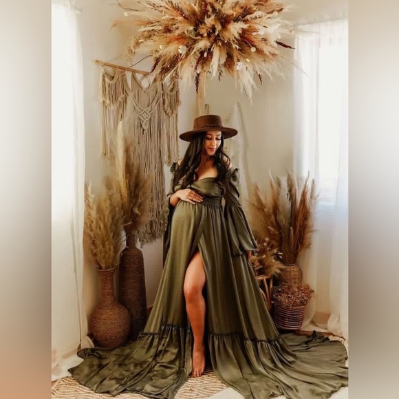 ZeBuBeYou gown: Moss Green; can be used as maternity gown - Picture 3 of 3